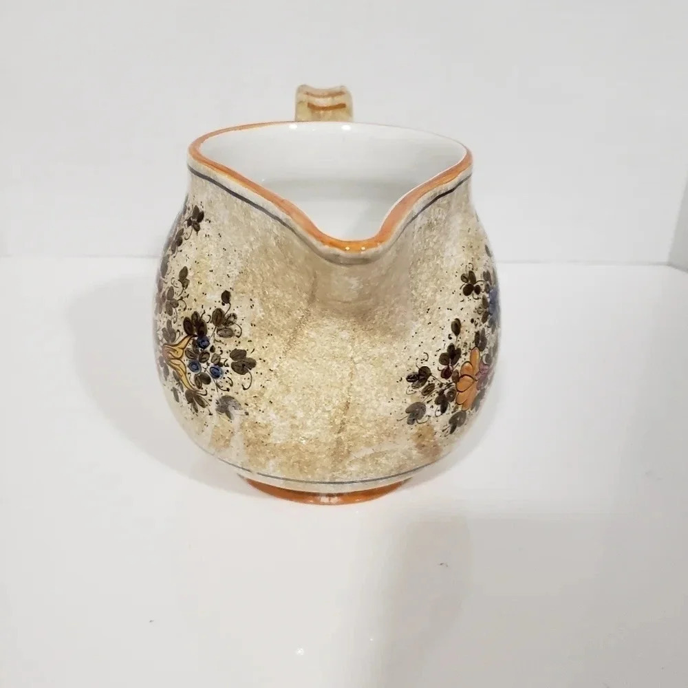 Daruta Italian Handpainted Pottery Water Pitcher . - Picture 2 of 5